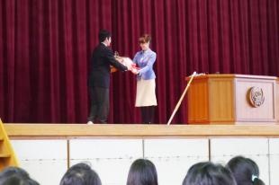 最後に生徒さんから花束をいただきました