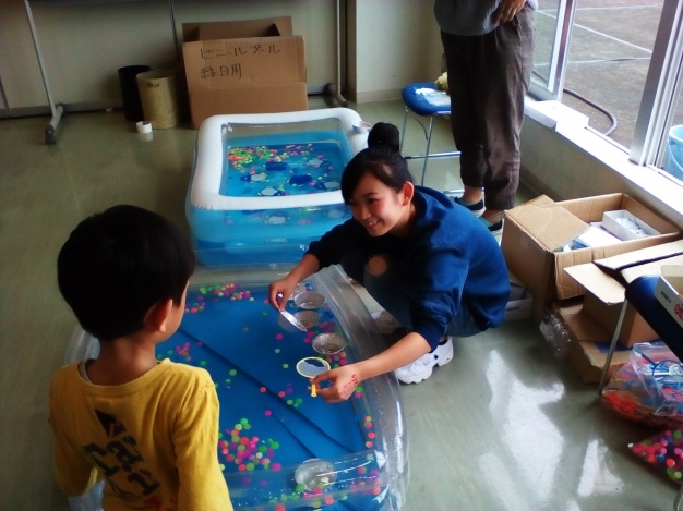 スーパーボールすくい