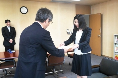 井上知代美兼任講師