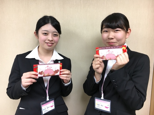 14日には手作りラッピングのチョコレートを差し上げました！