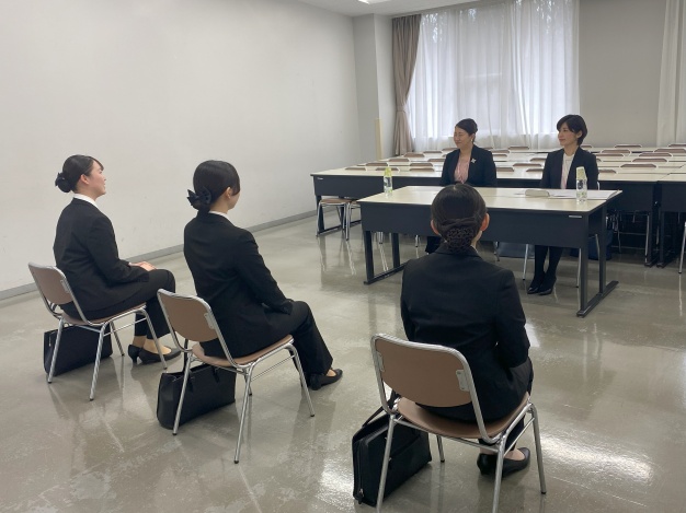 面接試験の様子